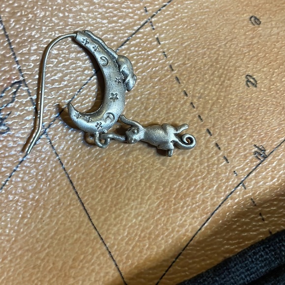 Cat & Mouse Over the Moon, Silver 1/2 Hoop Dangle Drop Earrings - Picture 2 of 3